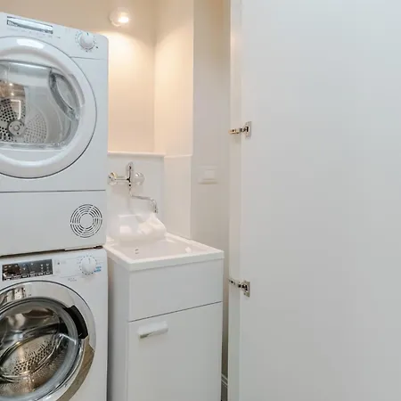 Apartment Guesthost - L'angulin & Roomy In *