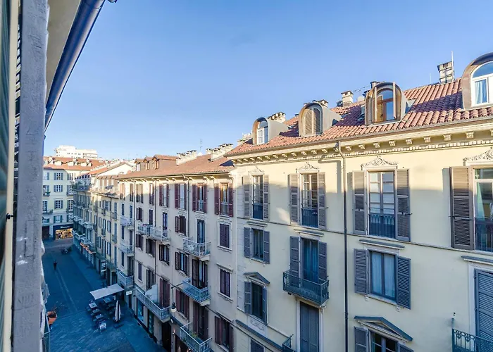 Guesthost - L'angulin & Roomy In * Torino