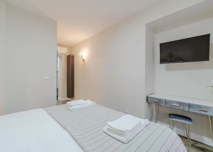 Guesthost - L'angulin & Roomy In Διαμέρισμα *