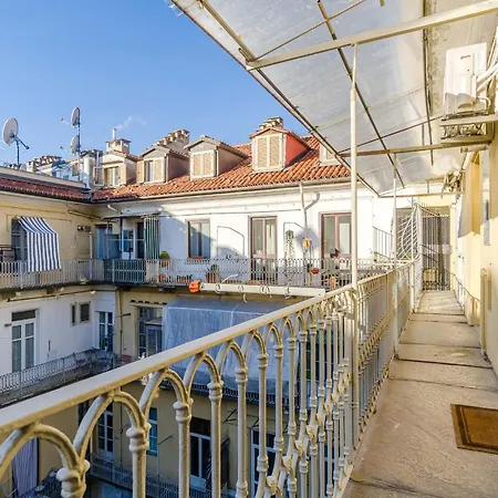 Guesthost - L'angulin & Roomy In Torino