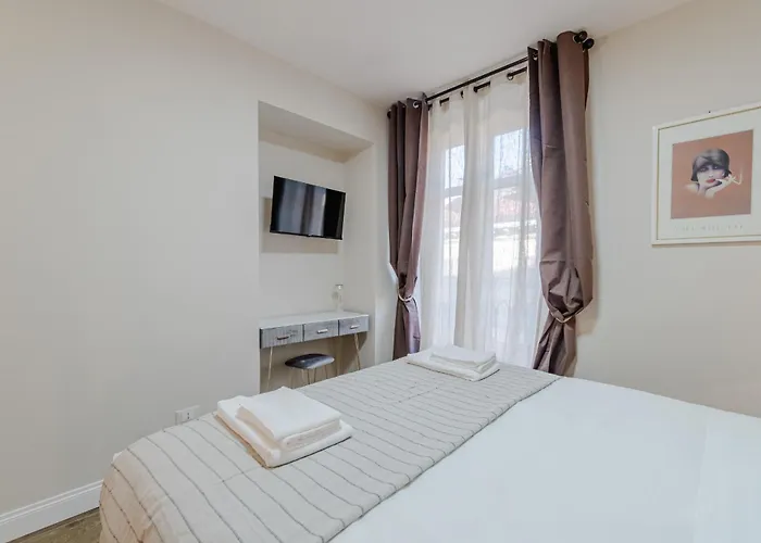 Guesthost - L'angulin & Roomy In 아파트 토리노