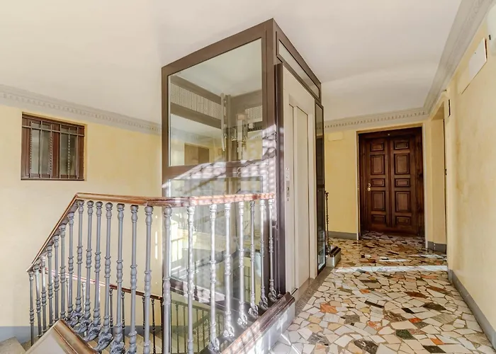 Guesthost - L'angulin & Roomy In Apartment